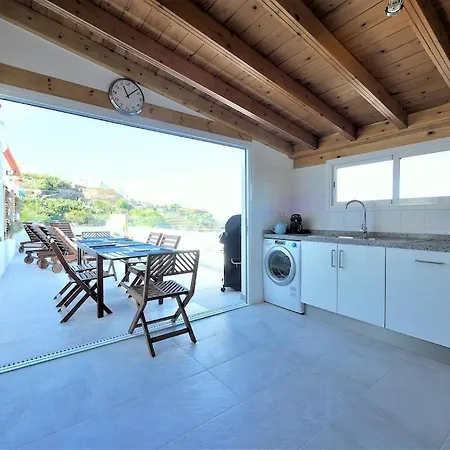 Beach House...El Gincho Garachico Three Minute Walk From El Gincho Beach. * Guincho (Tenerife)