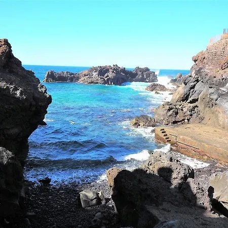 Beach House...El Gincho Garachico Three Minute Walk From El Gincho Beach. * Guincho (Tenerife)